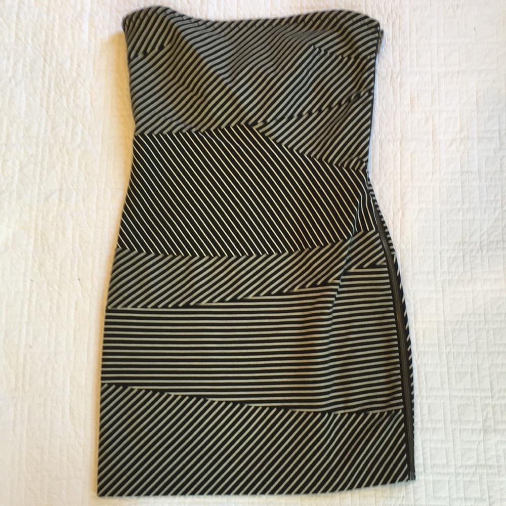 BANANA REPUBLIC MINI